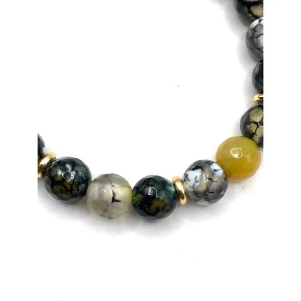 Onyx gemstones stretch